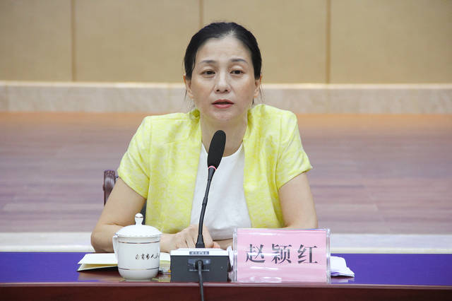 四川省自贡市建立教师信用档案红黑灰名单狠抓师德师风建设